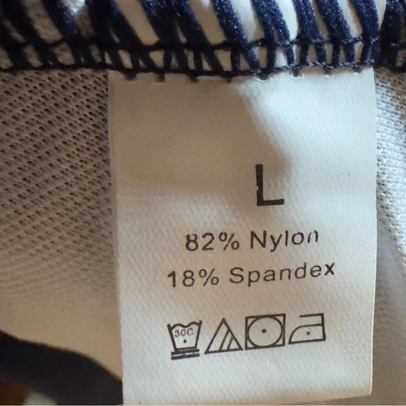 Navy blue flamingo bikini set. - Picture 7 of 8